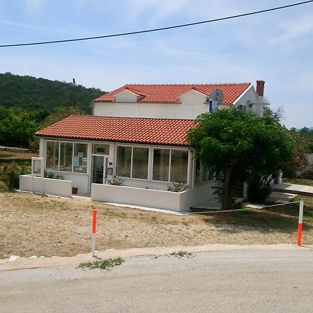 Guesthouse Budima Banići Zewnętrze zdjęcie
