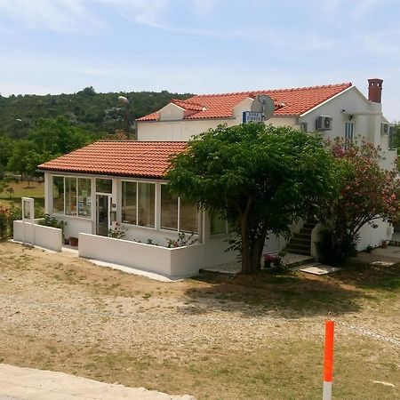 Guesthouse Budima Banići Zewnętrze zdjęcie