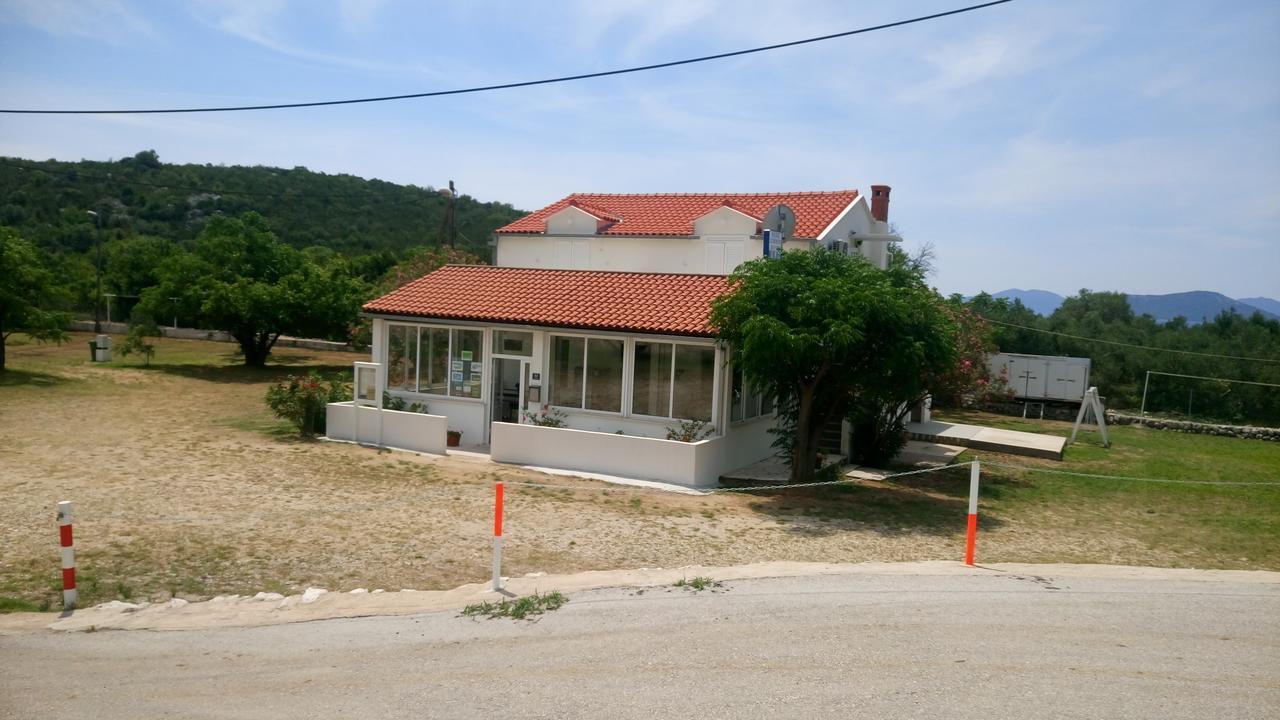 Guesthouse Budima Banići Zewnętrze zdjęcie