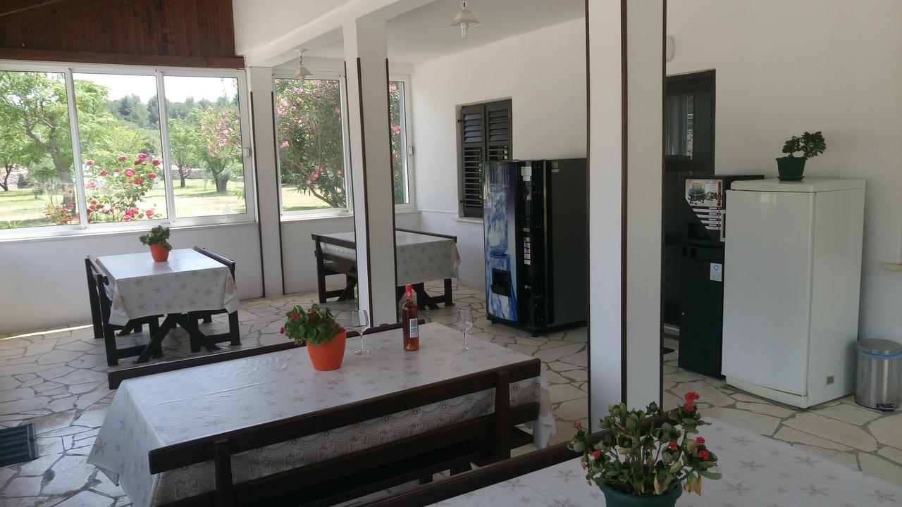 Guesthouse Budima Banići Zewnętrze zdjęcie